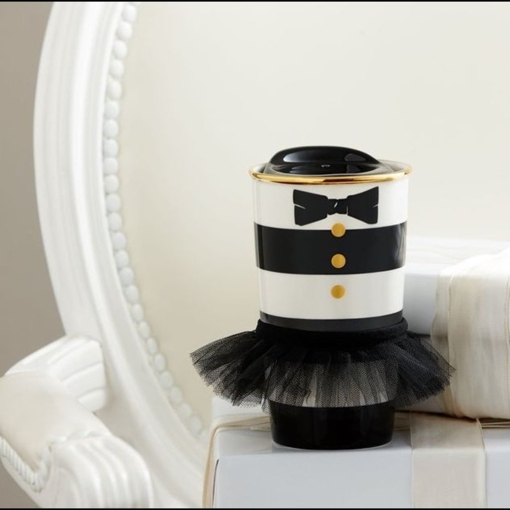 Starbucks Alice and Olivia Tuxedo Mug BNIB